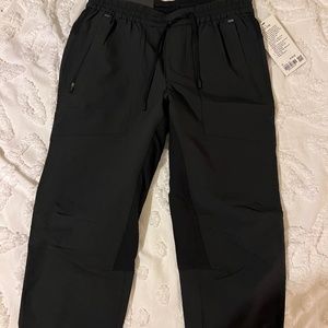 Lululemon License to Train Jogger Size M